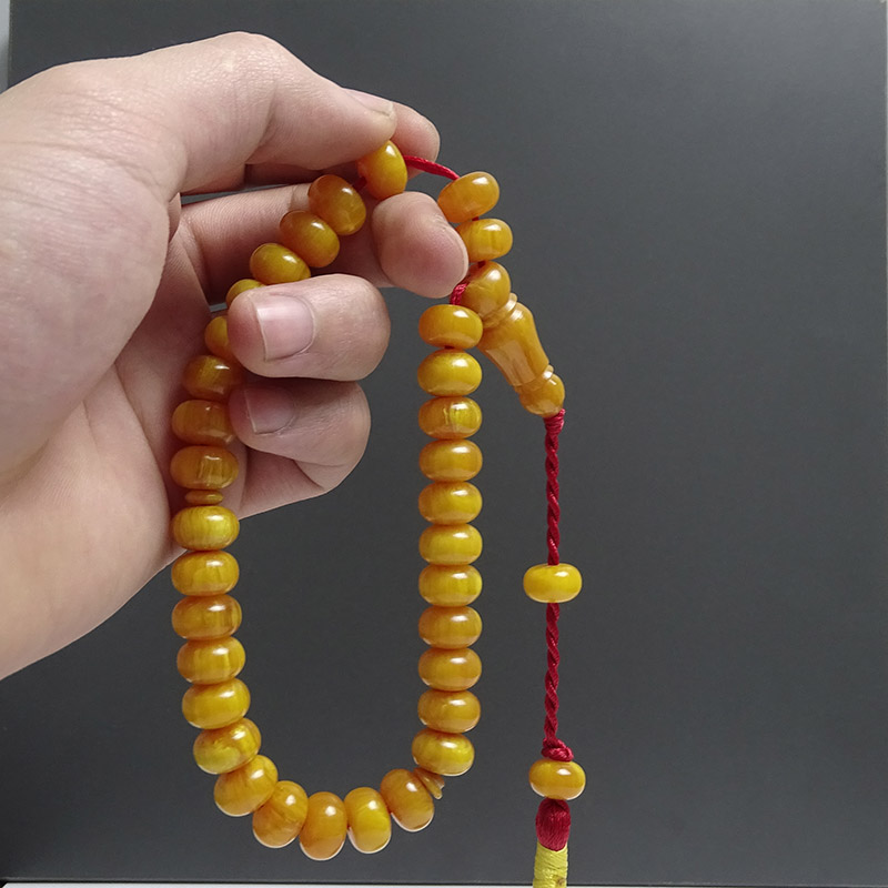 Basık Model  Bol Hareli Örgü Tasarımlı Eskitme Kehribarı Tesbih