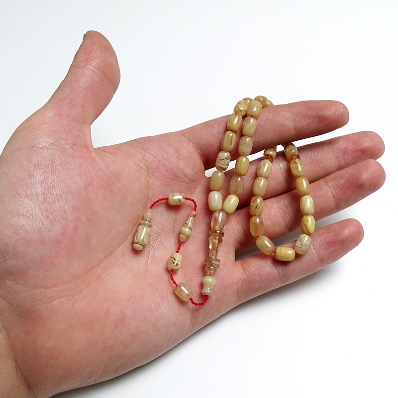 Beyaz Hamur Kapsul Kesim Kehribar Tesbih